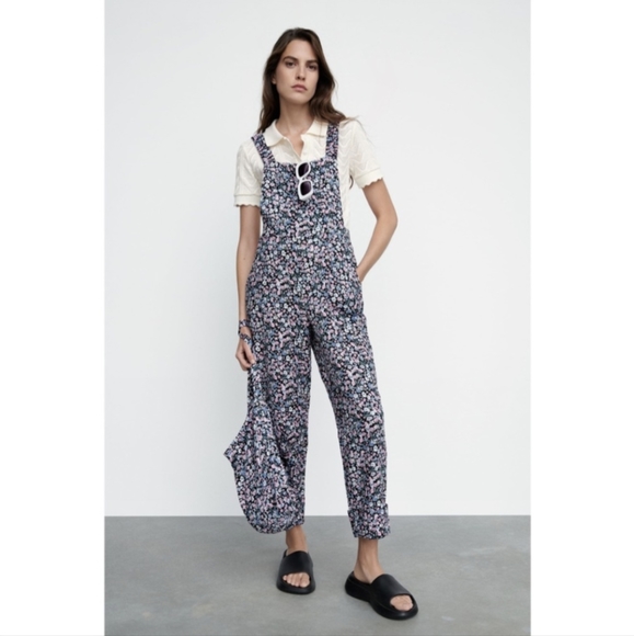 Zara Pastel Floral Print Dungarees Overalls NEW Small - Picture 1 of 11